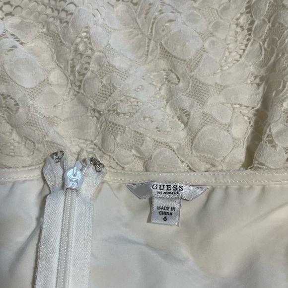 Guess lace Romper with Open Back - Picture 4 of 7